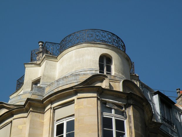 terrasse sur toit d'immeuble ancien, rue Croix des petits Champs